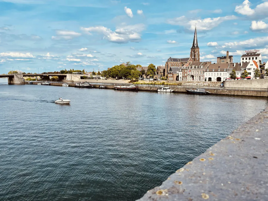 De Maas en de binnenstad van Maastricht