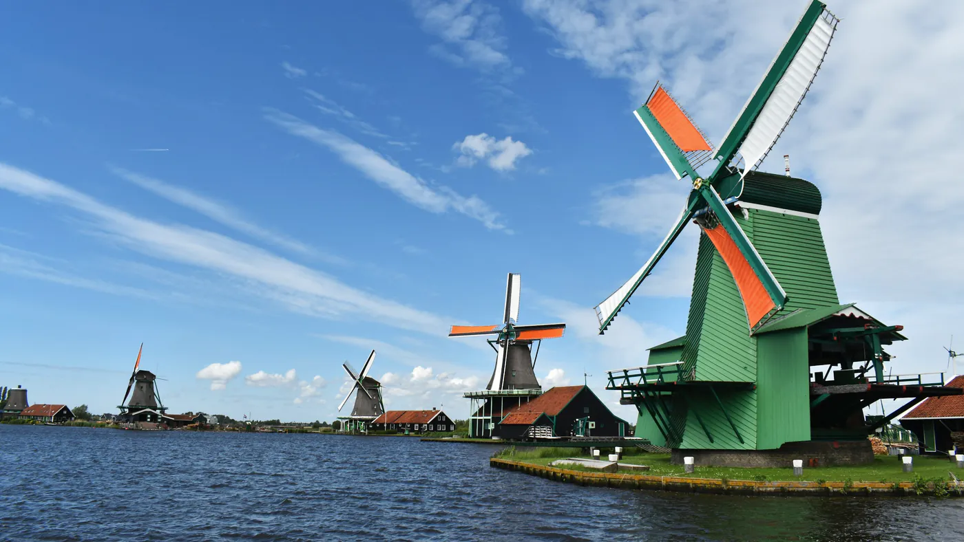 Molens aan de Zaan bij de Zaanse Schans